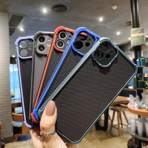 Apple iPhone 13 TPU ütésálló hátlap tok (Fekete)